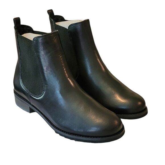 Walking Cradles Kendall  Black Leather Ankle Booties Size 6 M - Picture 2 of 8